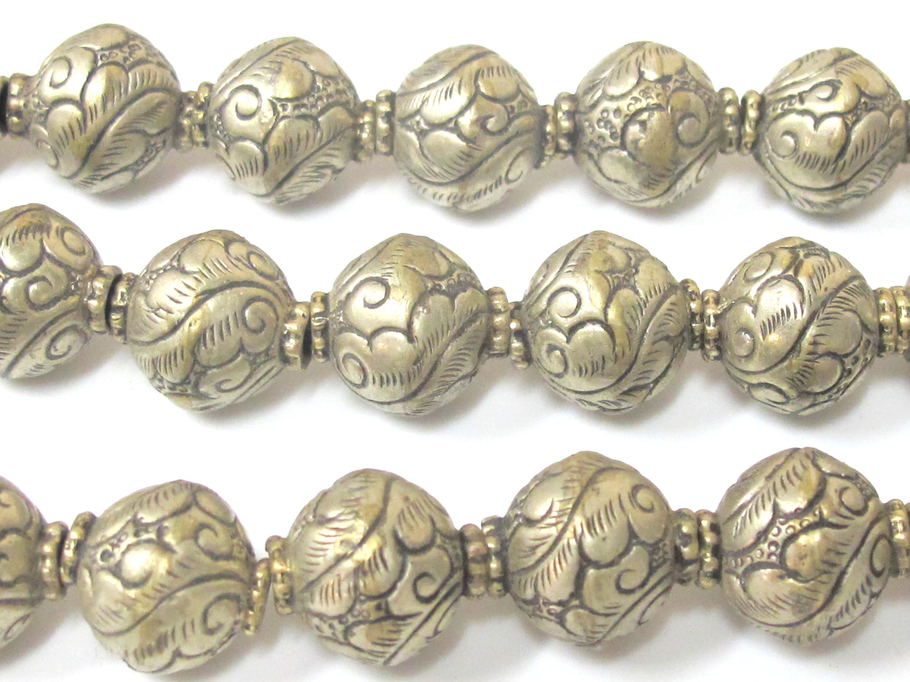 1 BEAD - Tibetan silver repousse carving floral design rondelle oval shape beads from Nepal - BD966