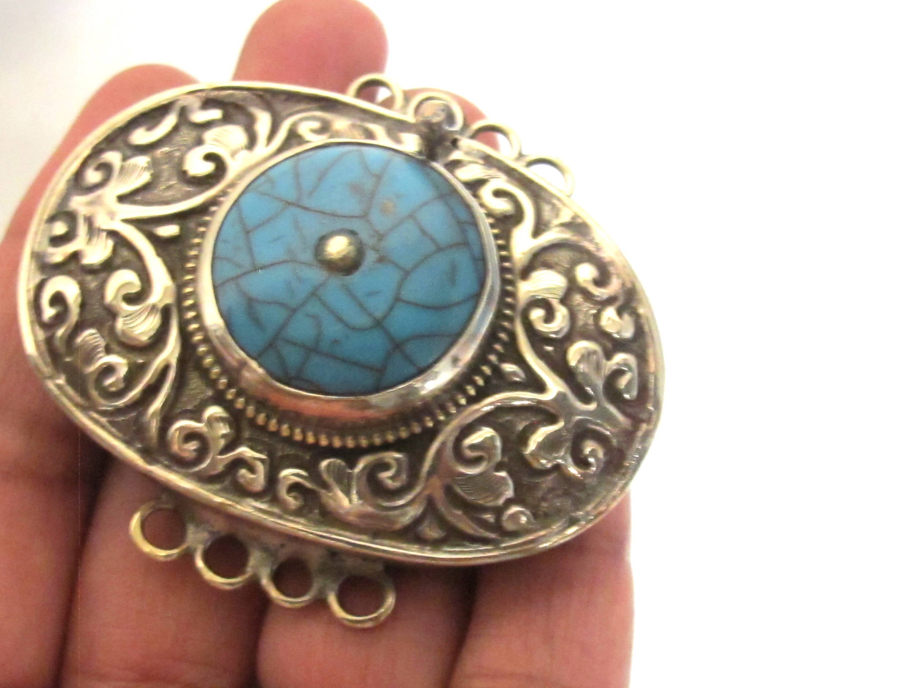 1 clasp - Large size ethnic Tibetan silver blue crackle resin inlaid statement box clasp pendant from Nepal - LN037
