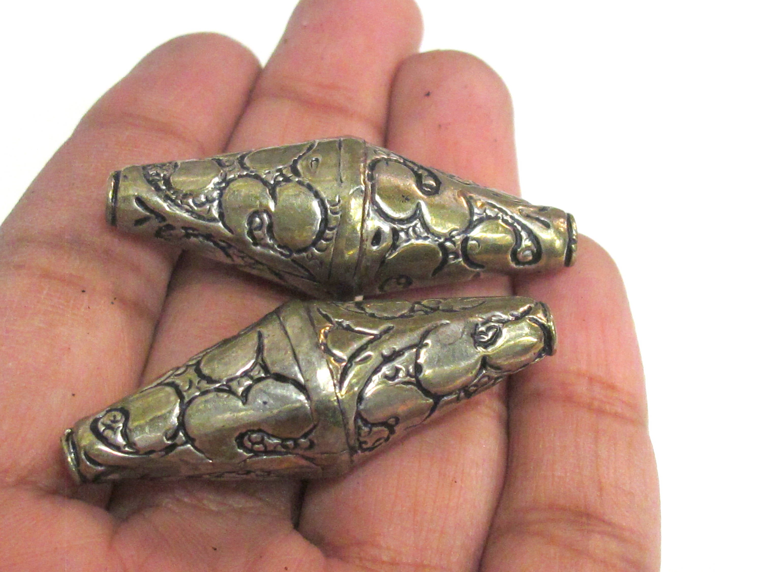 1 Bead - Beautiful Large Long bicone shape Tibetan silver floral repousse ethnic beads from Nepal - BD213B