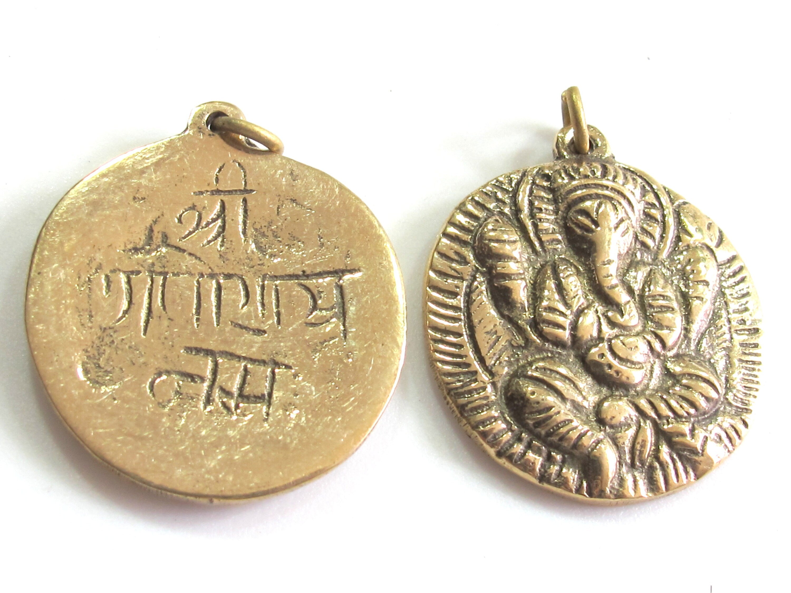 1 Pendant - Shree Ganesha brass pendant with reverse side inscribed prayer shree ganeshay namah - CP095 - Copyright Nepalbeadshop