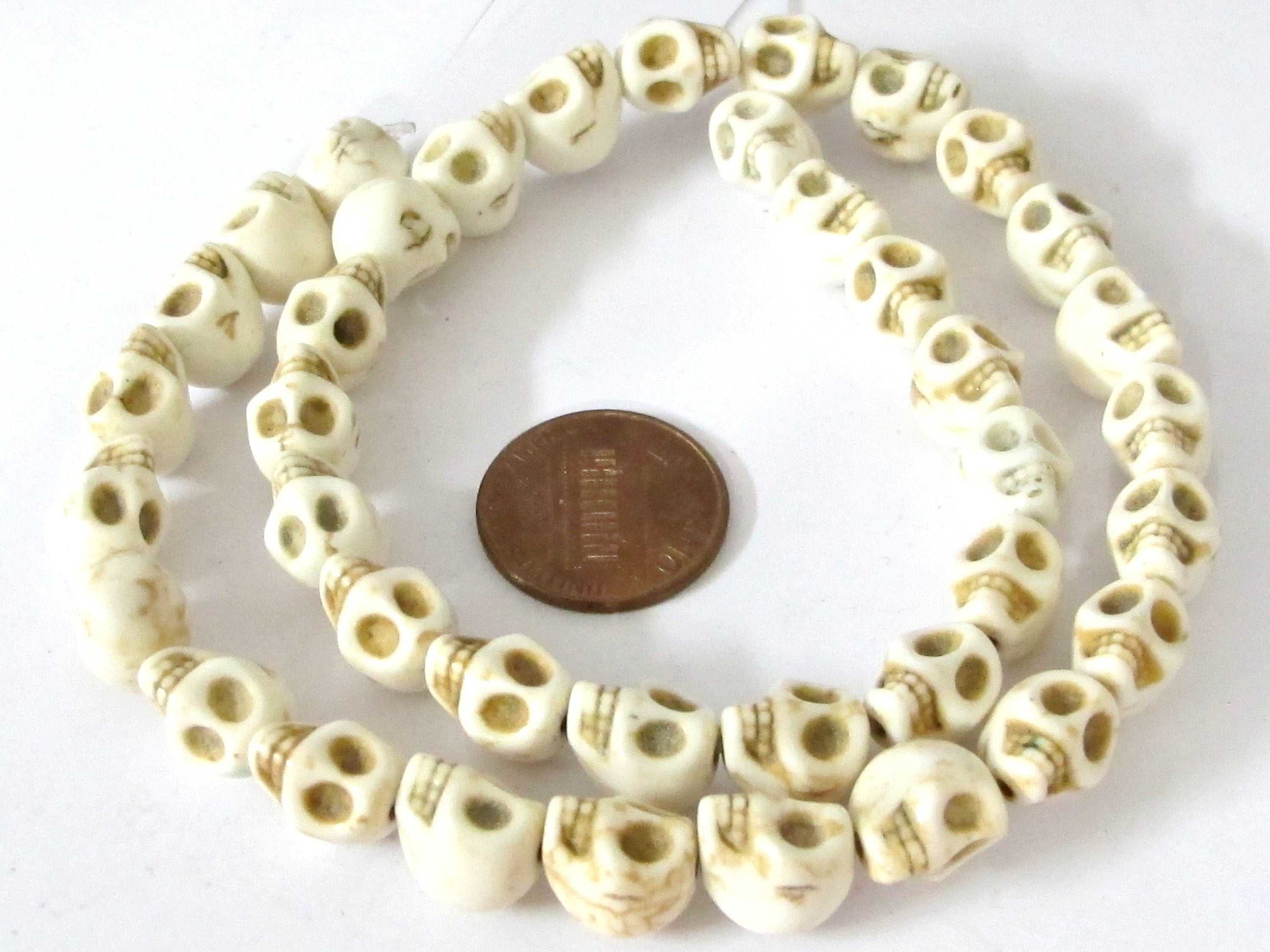 1 strand -Skull beads -White cream colorl howlite gemstone thick skull beads halloween skeleton decor beads 8 mm x 10 mm - GM444G
