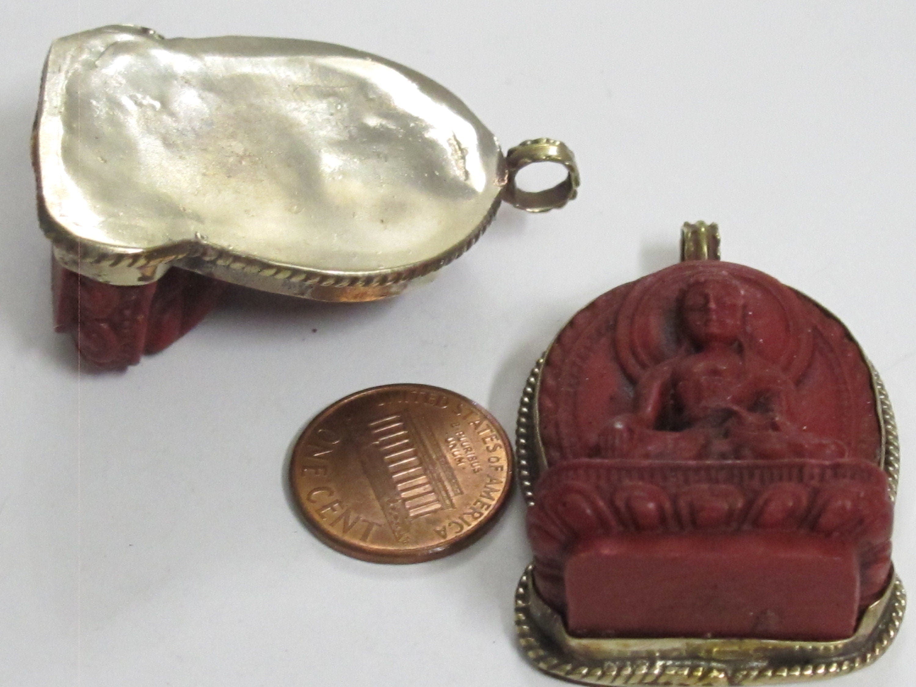 Meditating red Buddha Tibetan pendant from Nepal -- PS003D