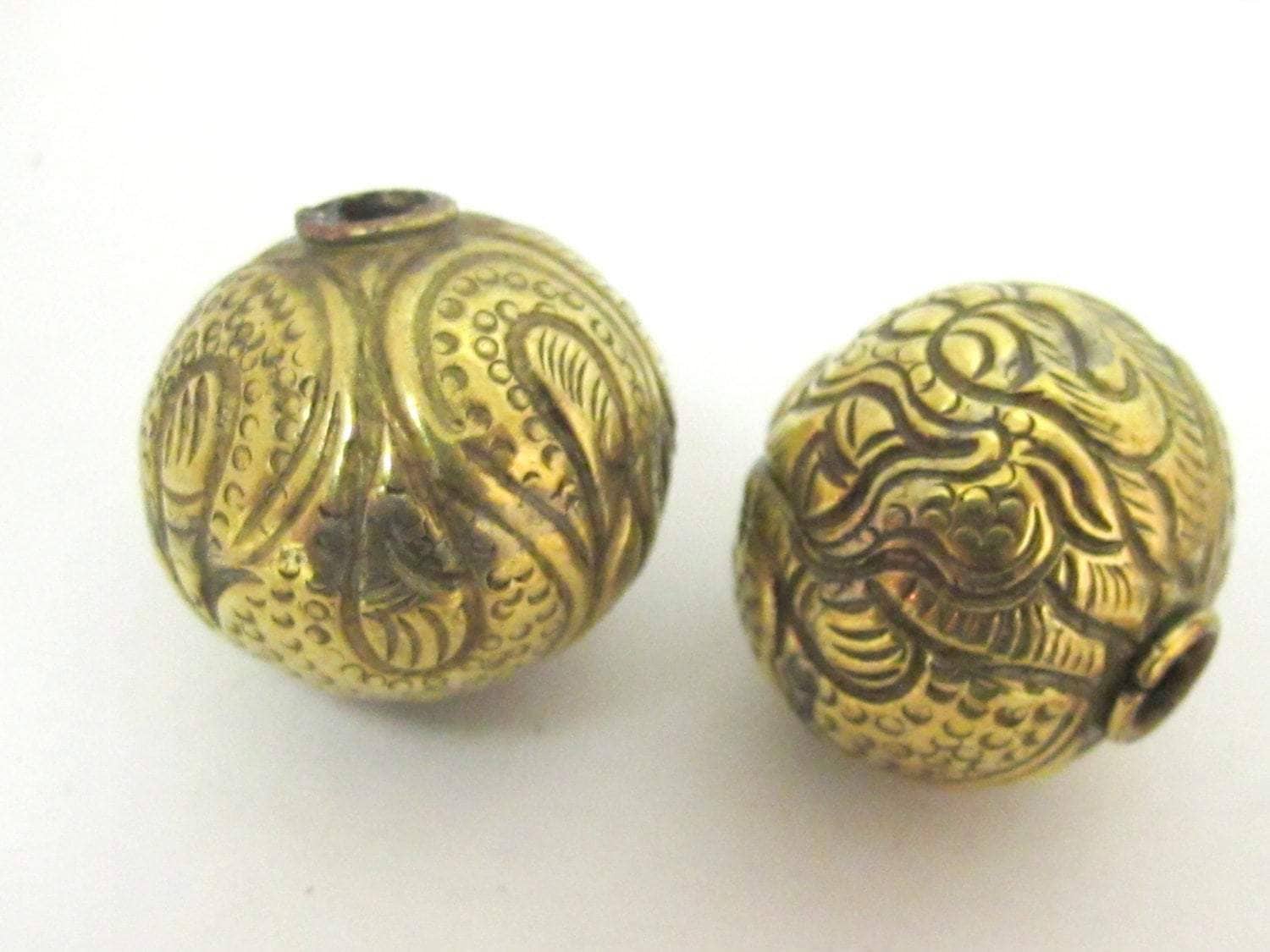 1 BEAD - Large Size 20 mm Tibetan brass repousse oval rondele shape beads - BD608C