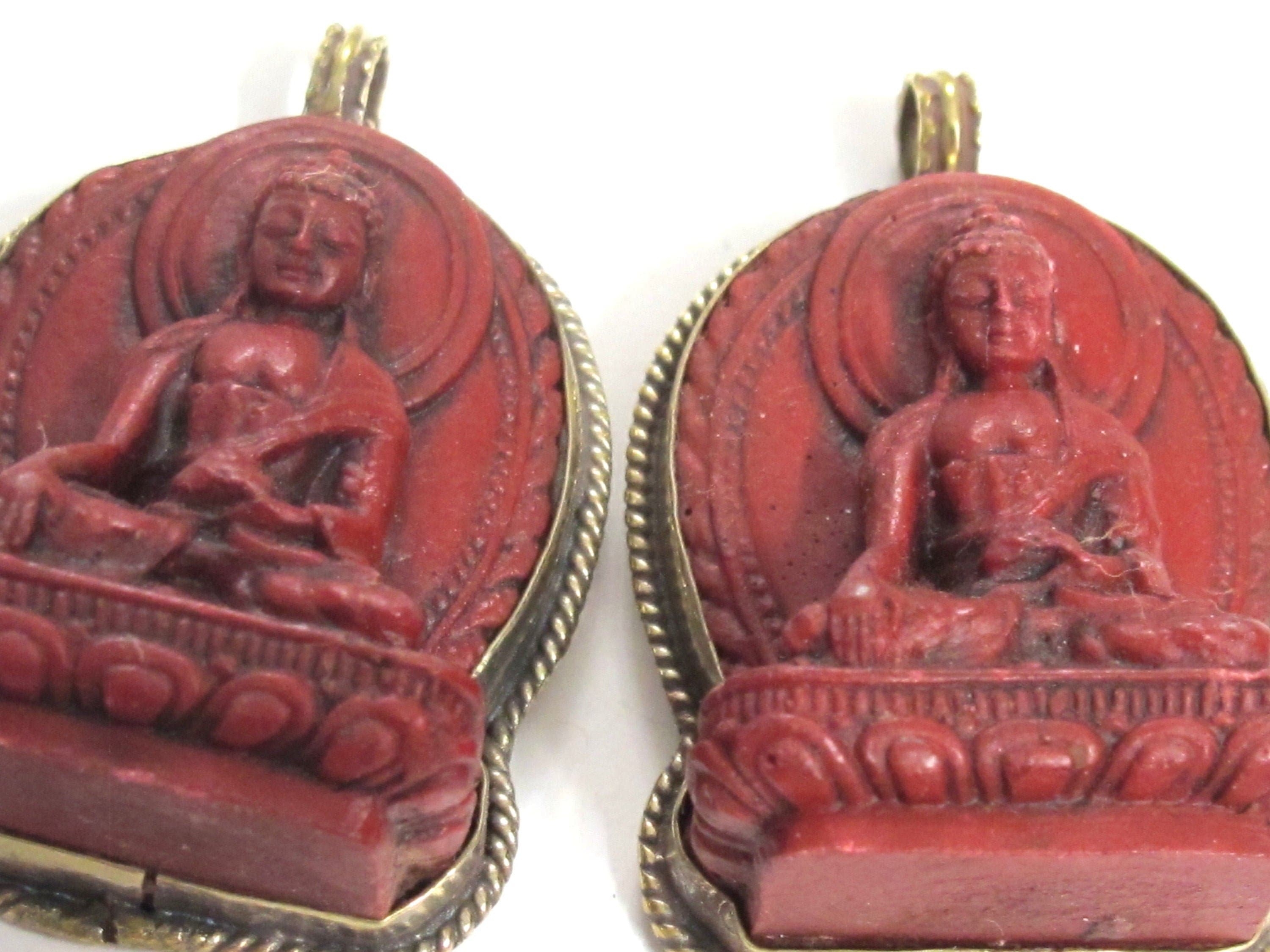 Meditating red Buddha Tibetan pendant from Nepal -- PS003D