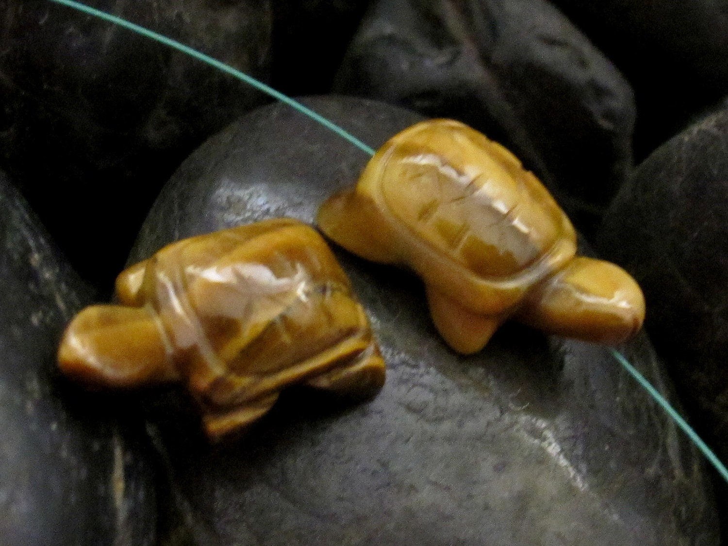 2 beads - Carved Turtle charm beads Tigers eye natural gemstone - GM005