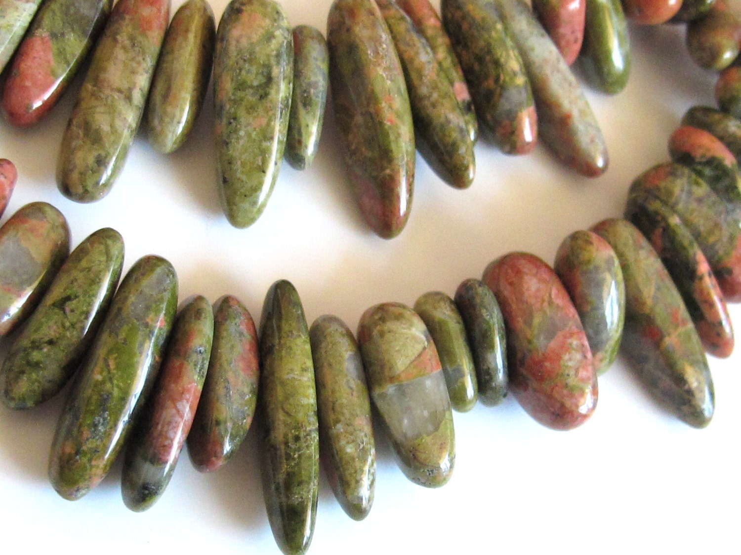 10 sticks - Natural Unakite stick beads - GM010