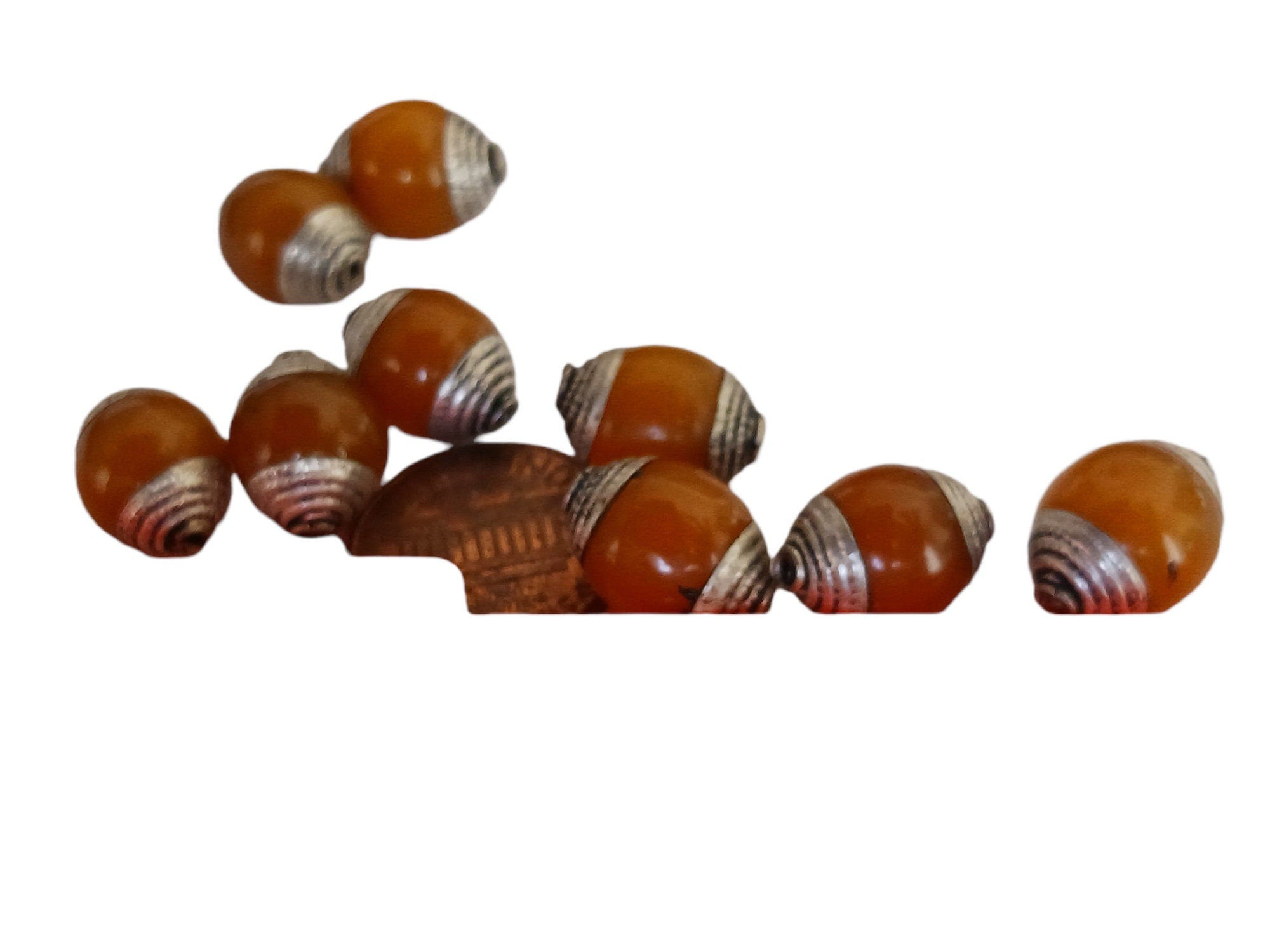 4 BEADS - Tibetan copal resin antiqued silver finish capped beads Nepal - BD715C