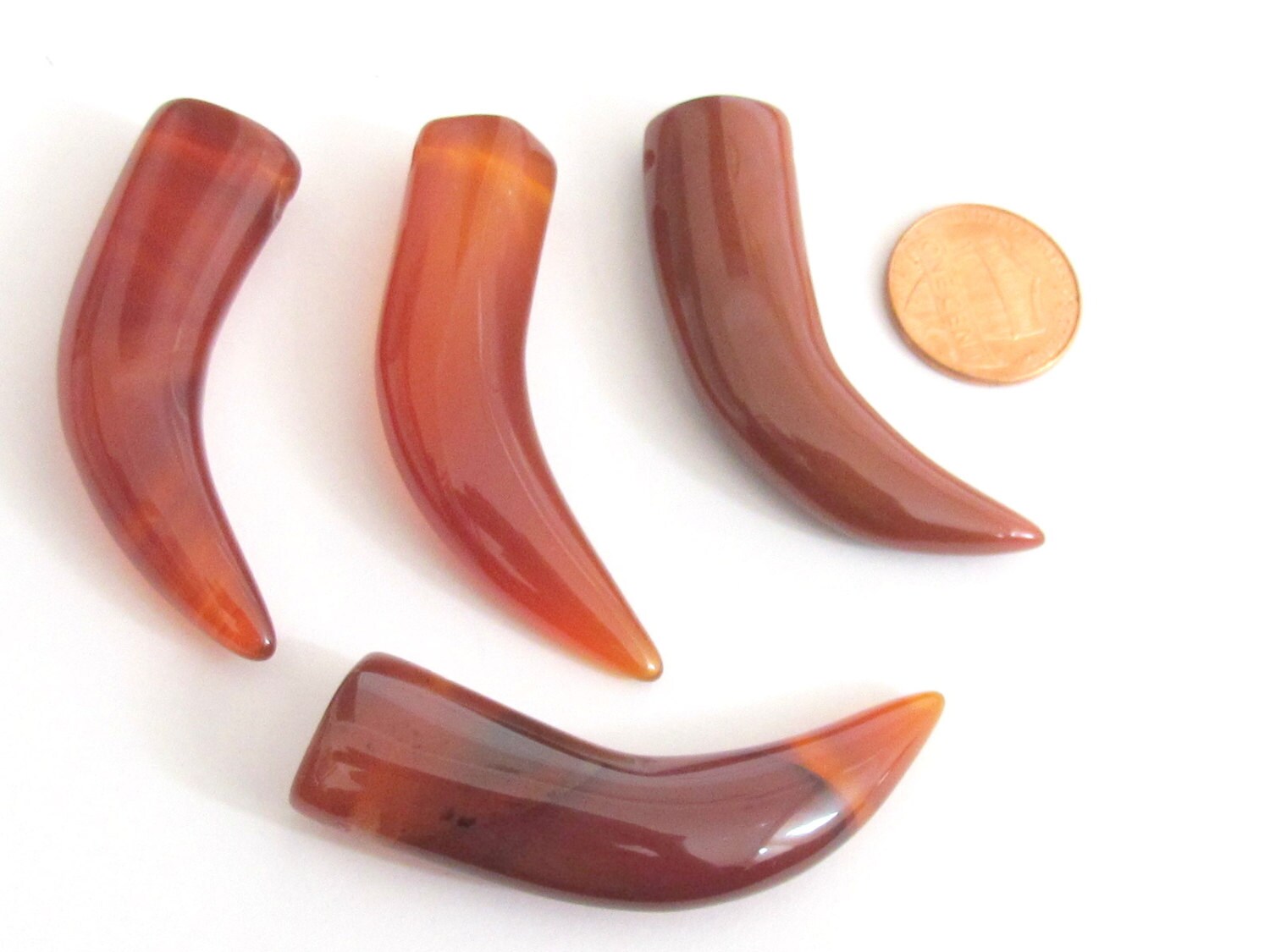 1 piece - Carnelian gemstone tusk horn pendant - GM080