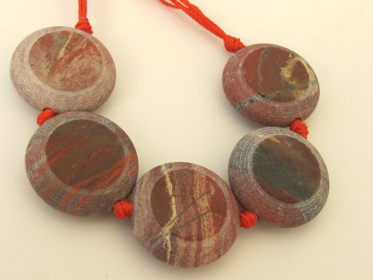 Beautiful round coin shape carnelian gemstone beads 22 mm - 2 beads - GM181