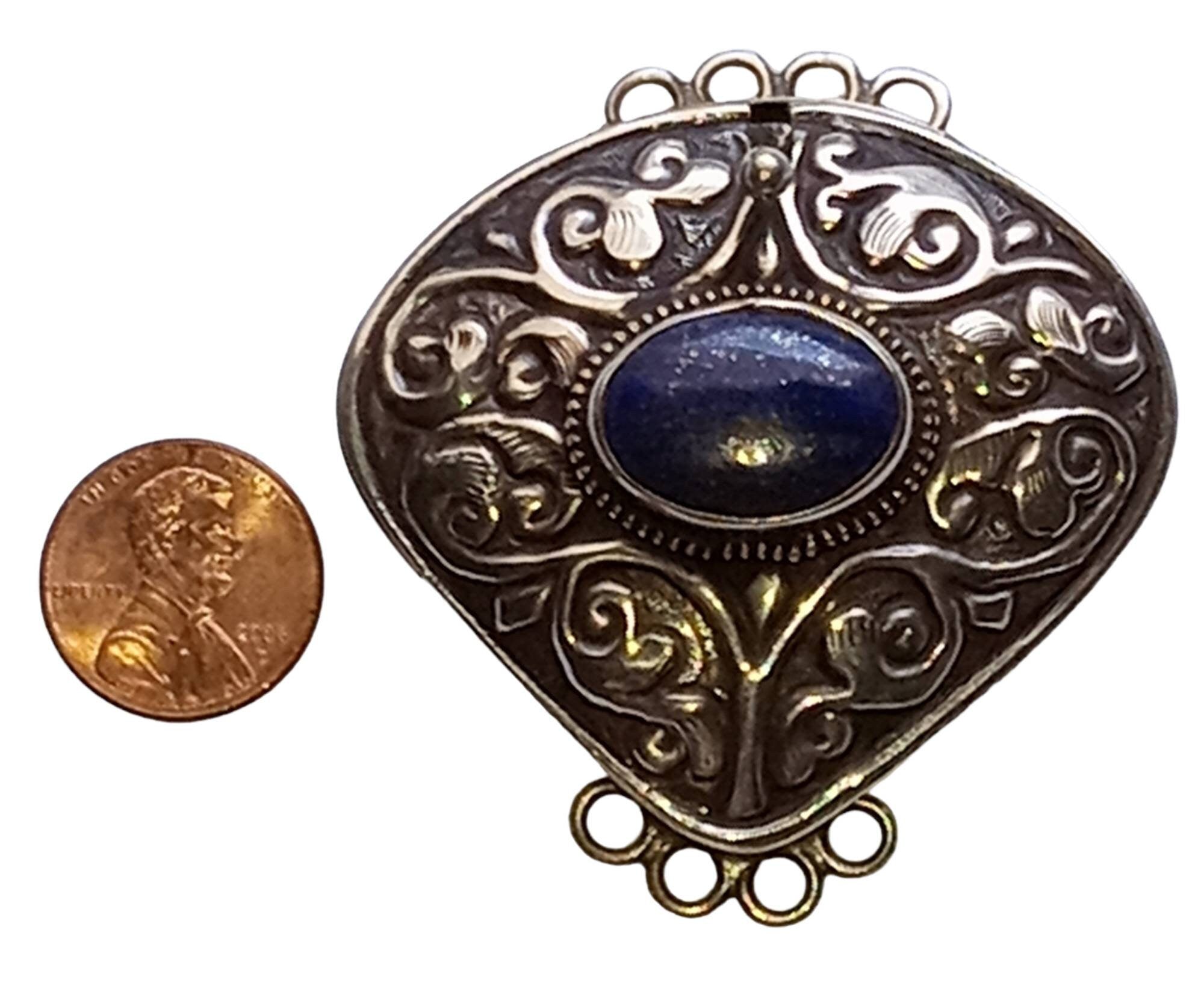 1 clasp - Large ethnic Tibetan silver Lapis inlaid statement clasp pendant from Nepal - LN033B