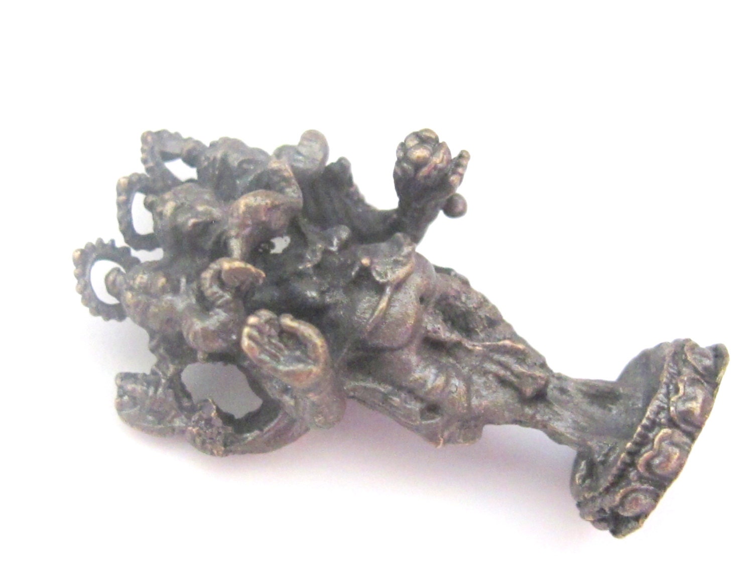 Unique Trimukh 3 head Ganesha Pendant from Nepal - PM164H