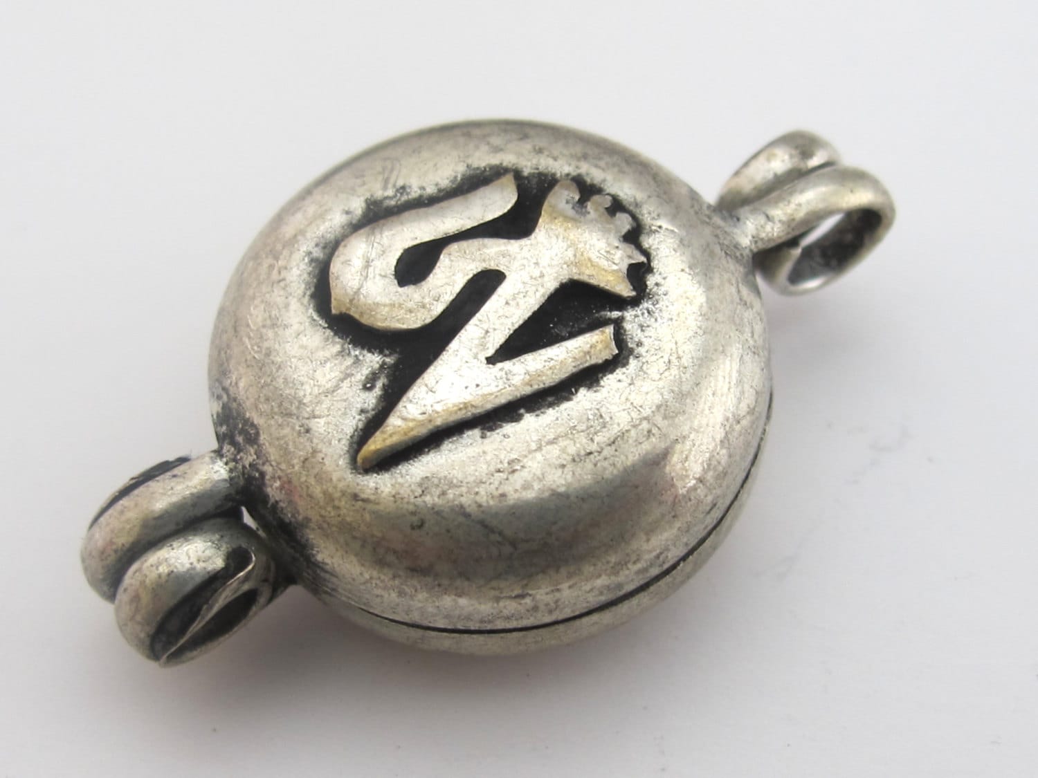 Small size Tibetan silver Ghau prayer box reversible Om with endless knot symbol pendant -PM180