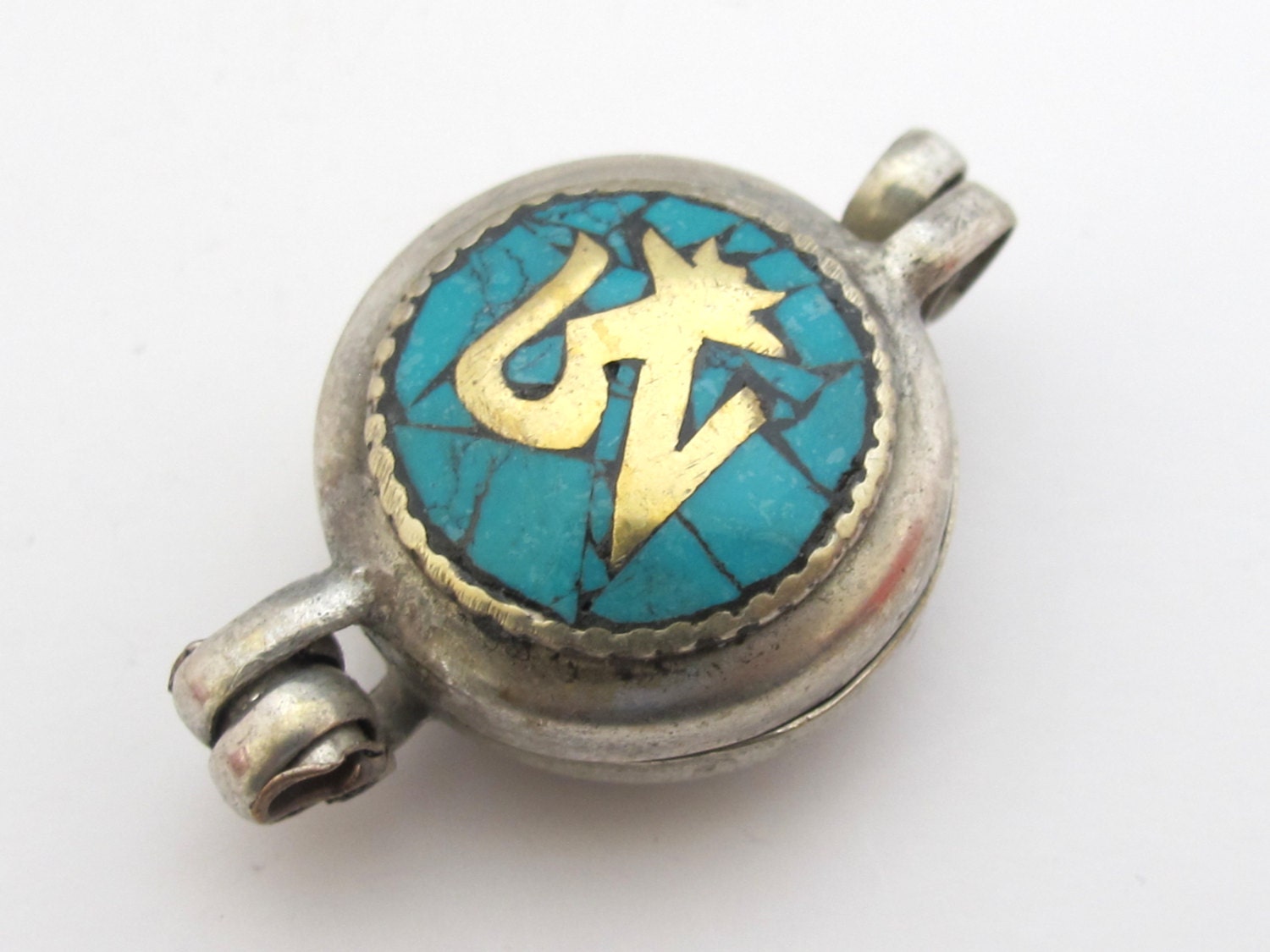 Tibetan silver Turquoise mosaic inlay Ghau prayer box Om and kalachakra mantra reversible pendant - PM181A