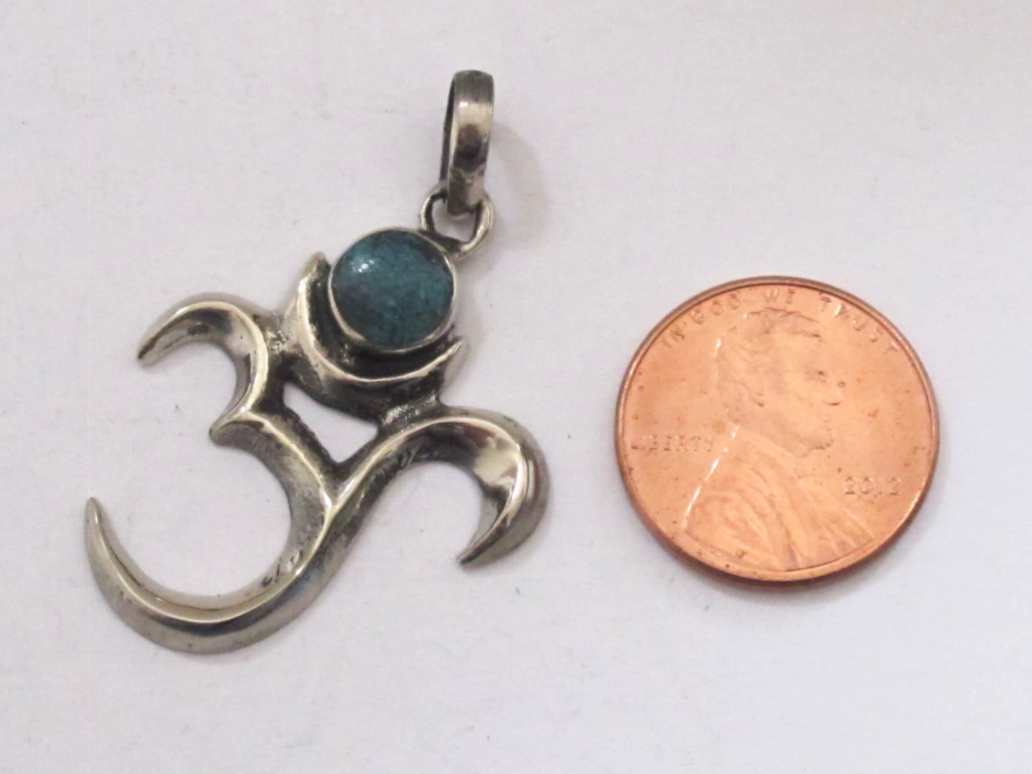 Meditation yoga Sanskrit Om pendant with turquoise inlay from Nepal - CP033B