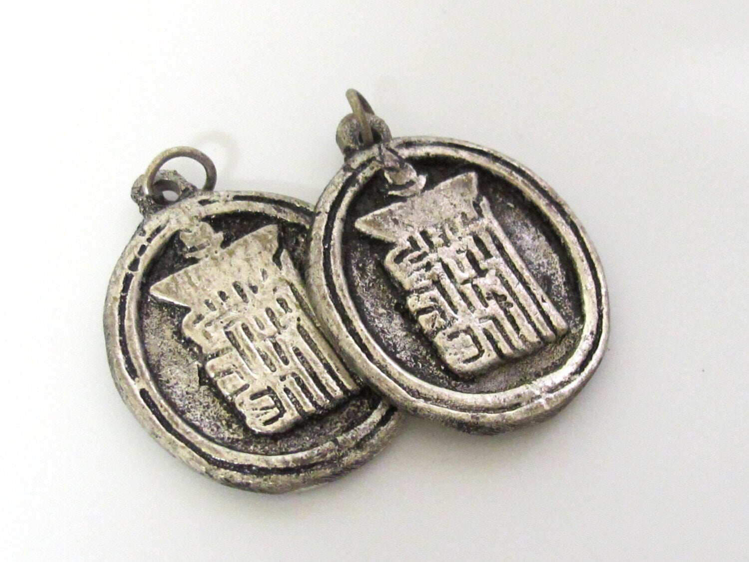 1 Pendant - Buddhist kalachakra mantra pendant in antiqued silver tone finish - CP052
