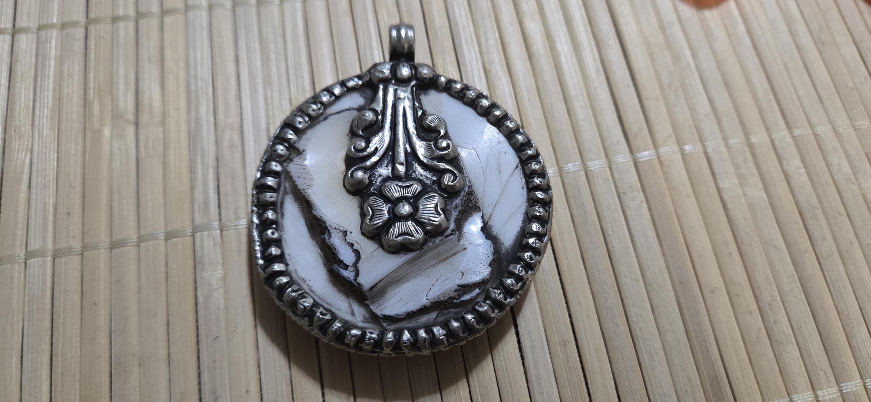 Large Tibetan Naga conch shell Snake Pendant - antiqued silver repousse | King Cobra Serpent Jewelry | Year of the Snake | PM004K