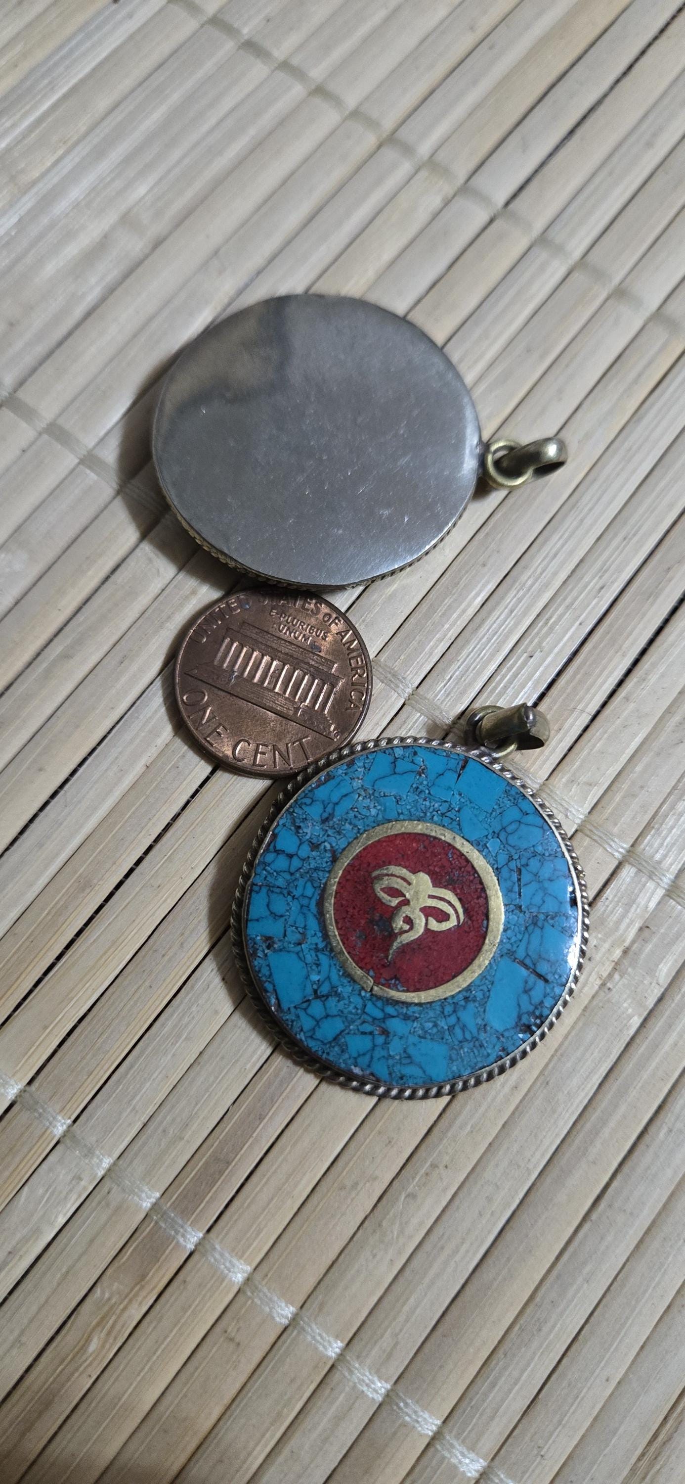 Tibetan Buddha eyes pendant with turquoise coral inlay - Nepal amulet PM280A