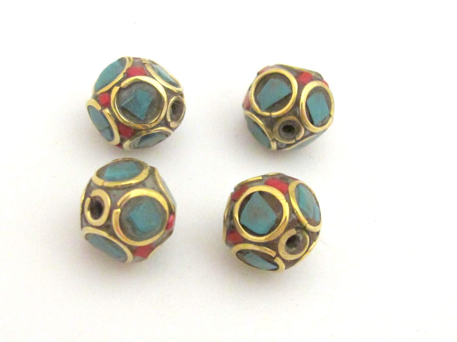 Sale 4 beads - Tibetan brass bead with turquoise circles pattern and coral inlaid - BD719
