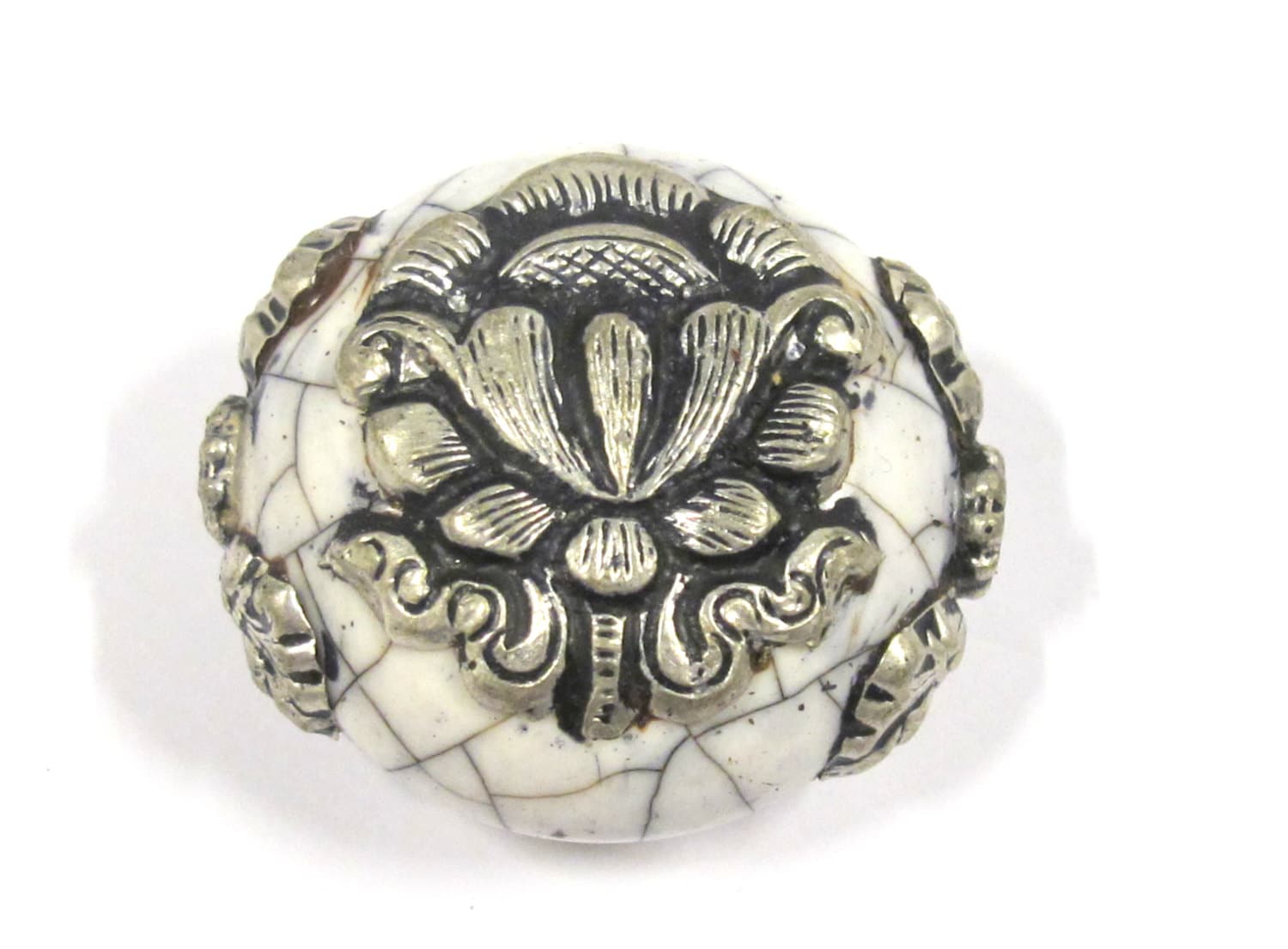 1 Bead - Beautiful large reversible white crackle resin Tibetan silver Lotus flower bead - BD791
