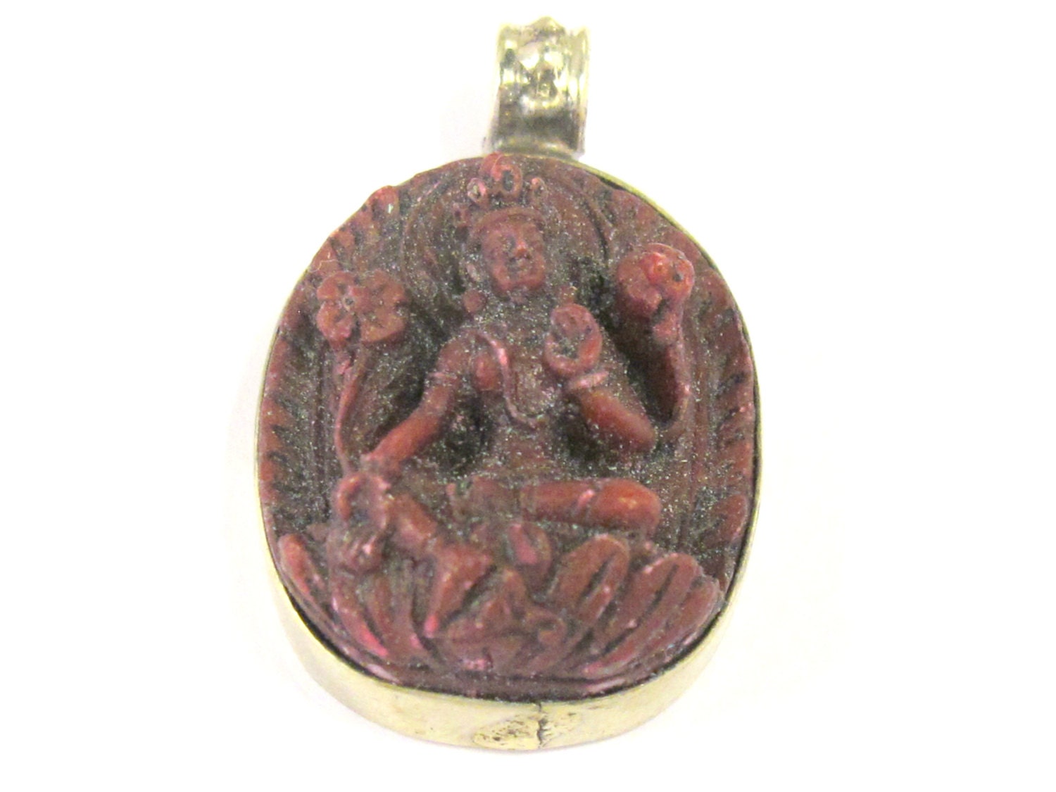 1 Pendant - Oval shape Tibetan Red Tara pendant from Nepal - PS018