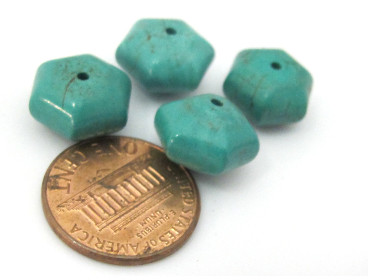 8 BEADS - Turquoise Hex melon shape beads from Nepal 12 mm - GM383