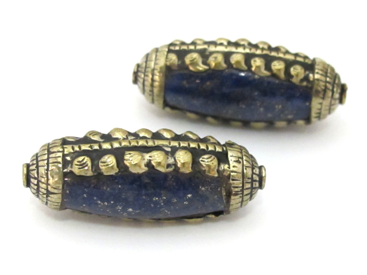 1 Bead- Tibetan silver encased long lapis lazuli gemstone bead from Nepal - BD895