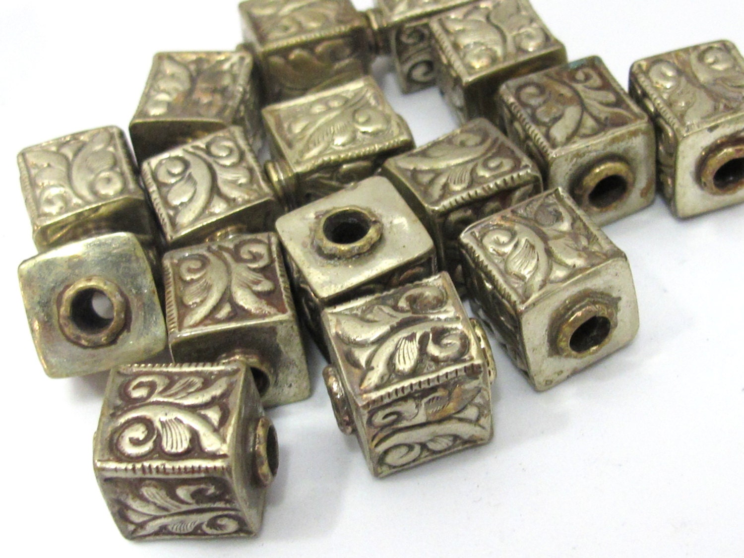1 BEAD - Tibetan silver repousse floral leaf carving cube shape bead - BD901A
