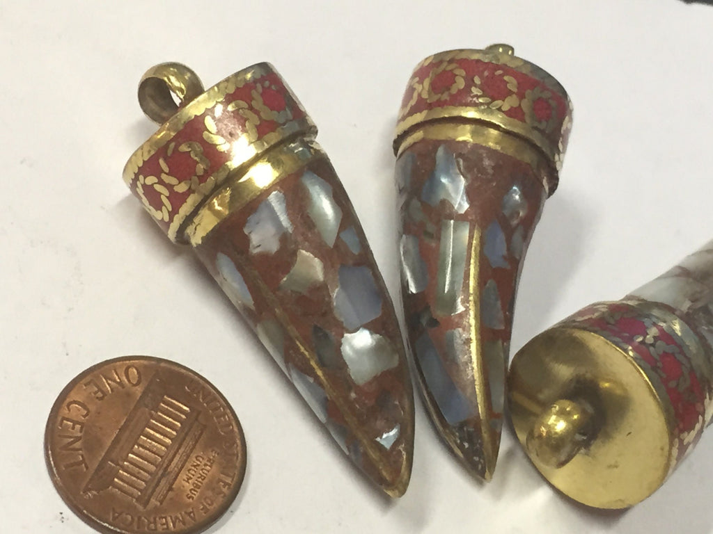 1 Pendant - Tibetan horn shape Brass pendant with MOP shell inlay - PM405G