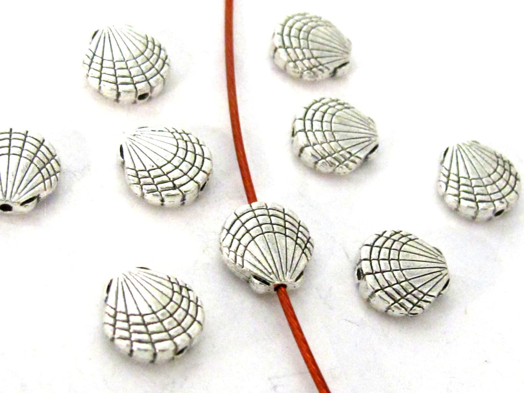 10 Beads - Shell shape antiqued silver toned metal beads 10 mm - BD917