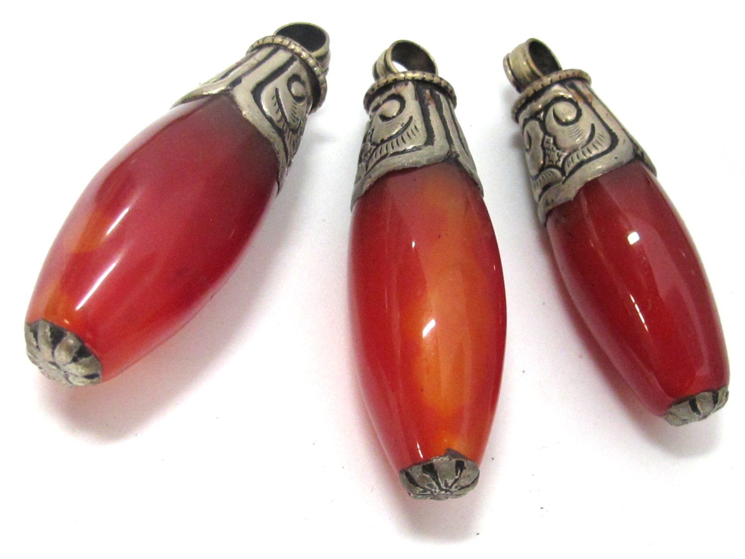 1 Pendant - Large Carnelian agate gemstone drop pendant from Nepal - PM527