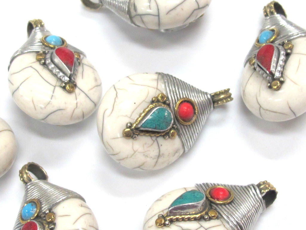 1 Pendant - Reversible Tibetan silver white crackle resin pendant with coiled wire bail design turquoise inlay - PM528