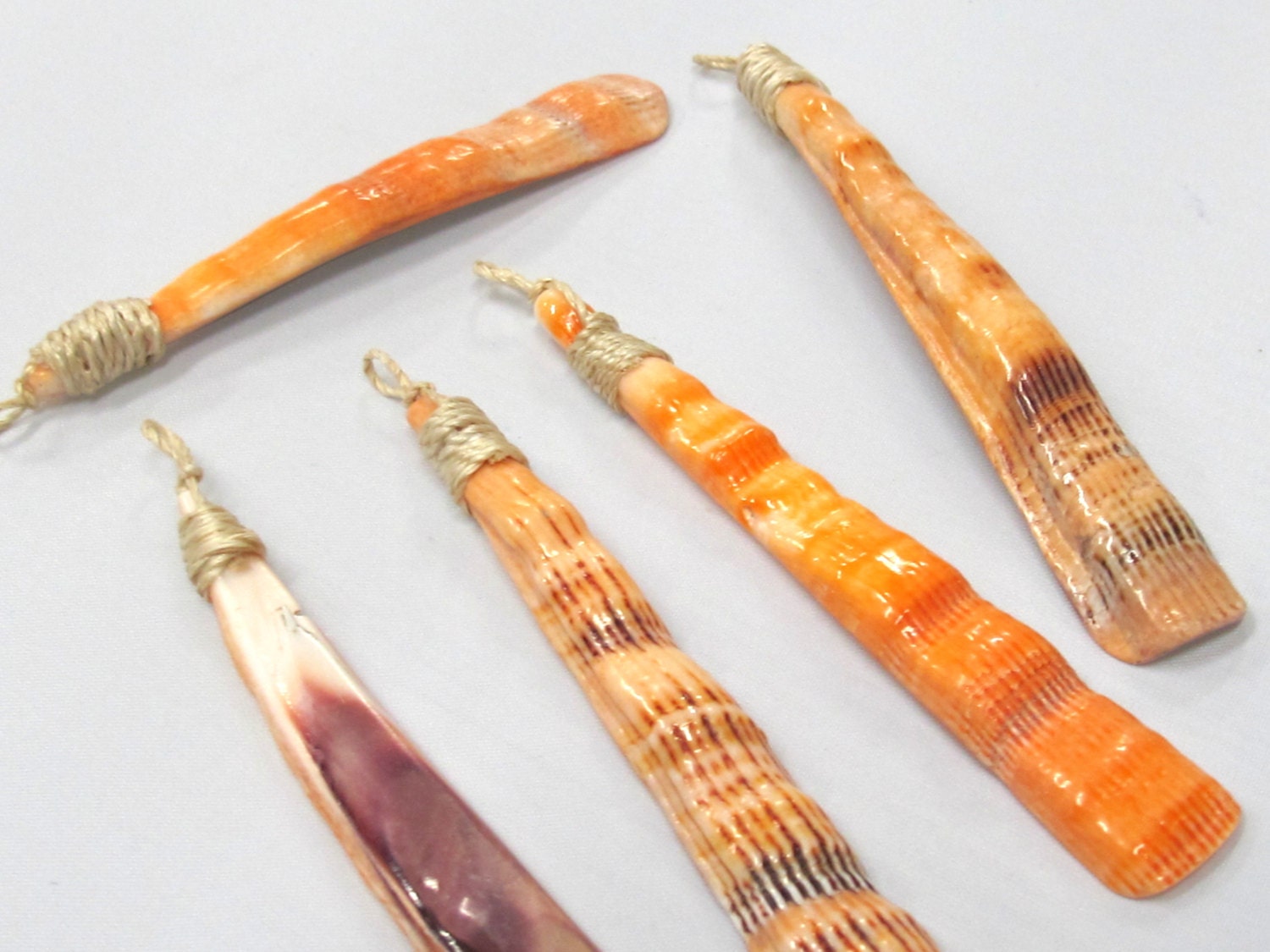 1 pendant - Long Sliced Cut shell orange color tribal pendant - SP055