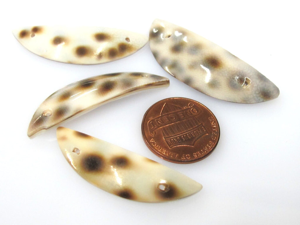 2 pieces - cowrie shell cut half moon shape connector pendants - SP004A