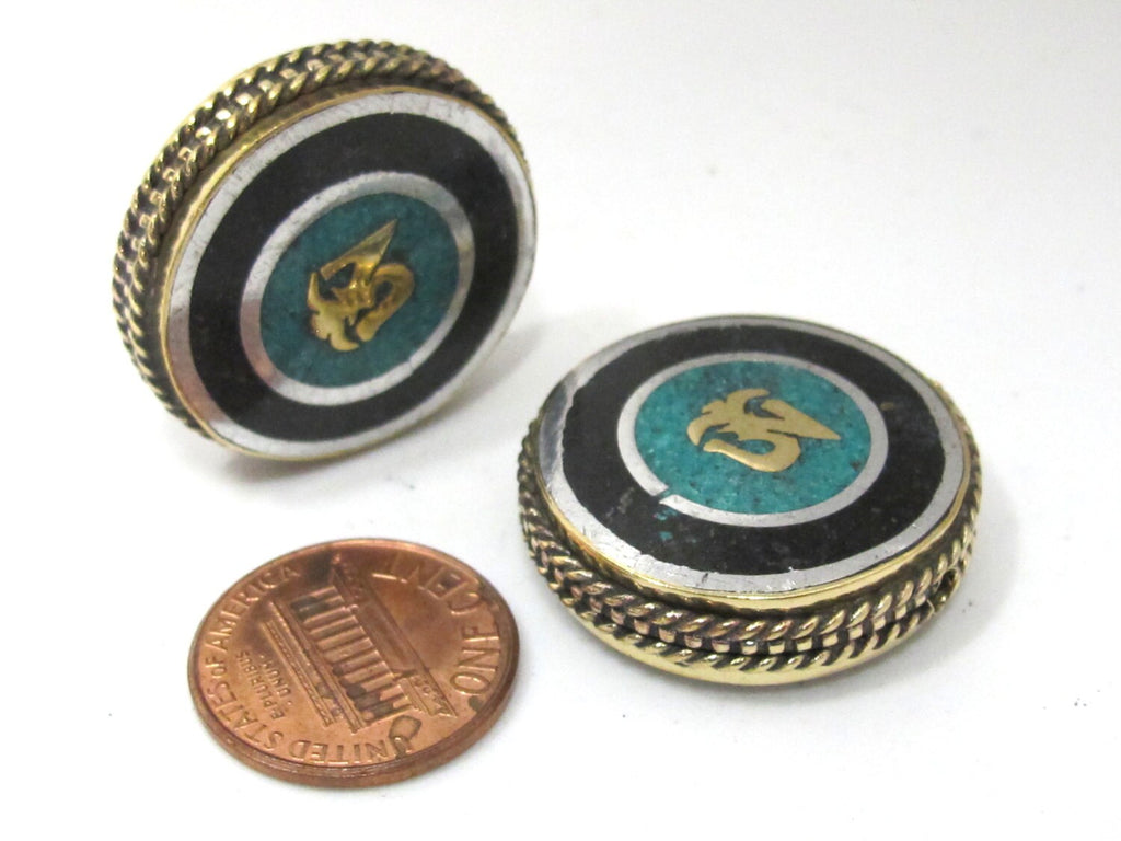1 BEAD - Tibetan Om inscribed reversible brass bead with turquoise inlay 27 -28 mm - BD930