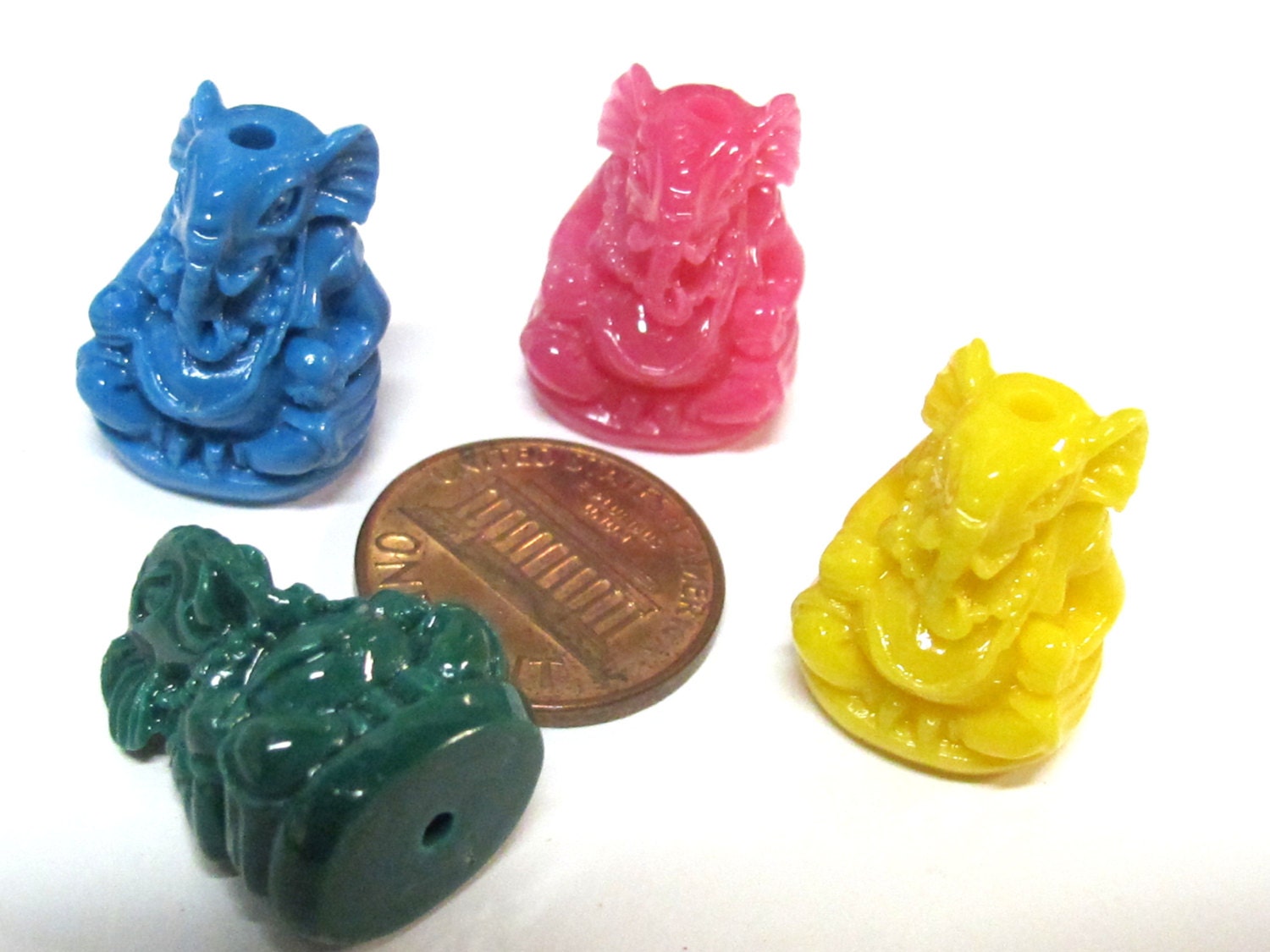 4 Ganesha beads - Green Blue yellow pink color resin seated Ganesha pendant beads 20 mm x 15 mm - BD784Ts