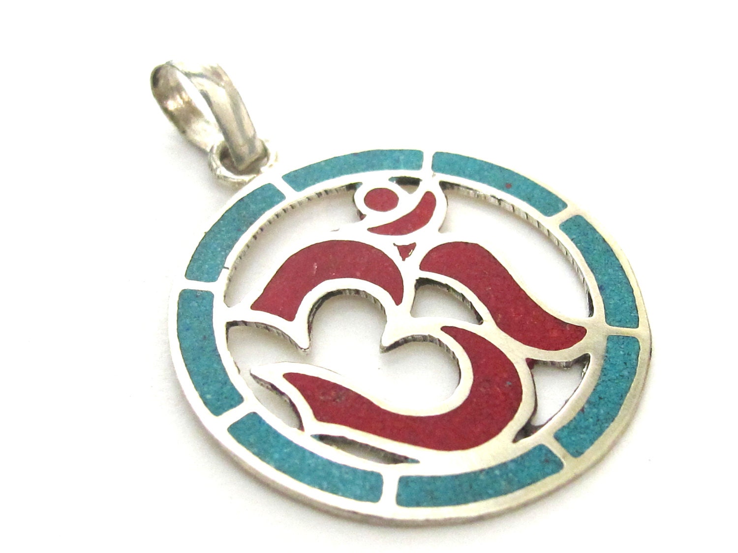 1 pendant - Sanskrit Om Round shape Nepal pendant with turquoise coral inlay - ohm yoga charms PM540E