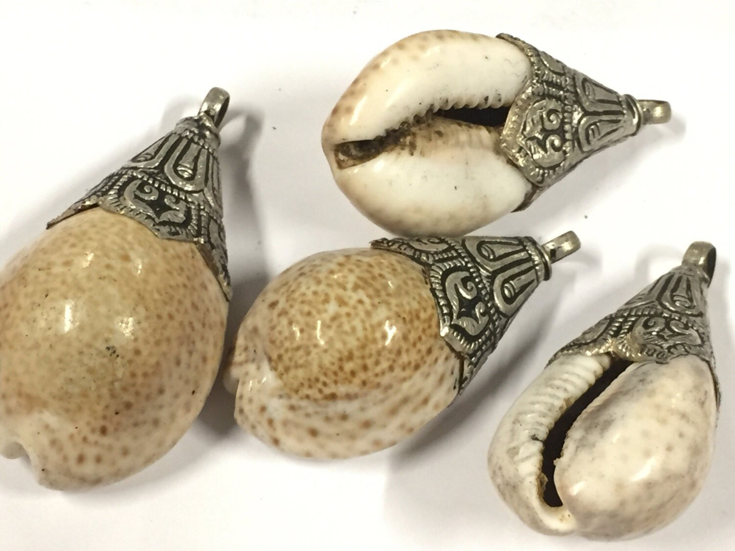 1 shell pendant - Large gorgeous Tibetan silver lotus floral design bail capped ethnic shell pendant shell jewelry supplies-- SP062