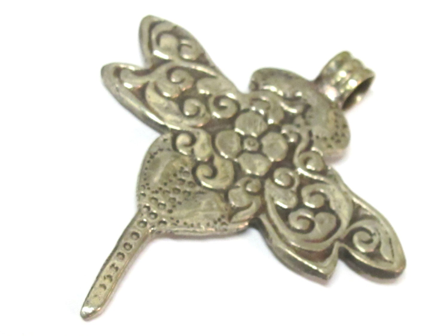 1 Pendant - Tibetan silver carved Dragonfly pendant with reverse side flower carving repousse - PM346D