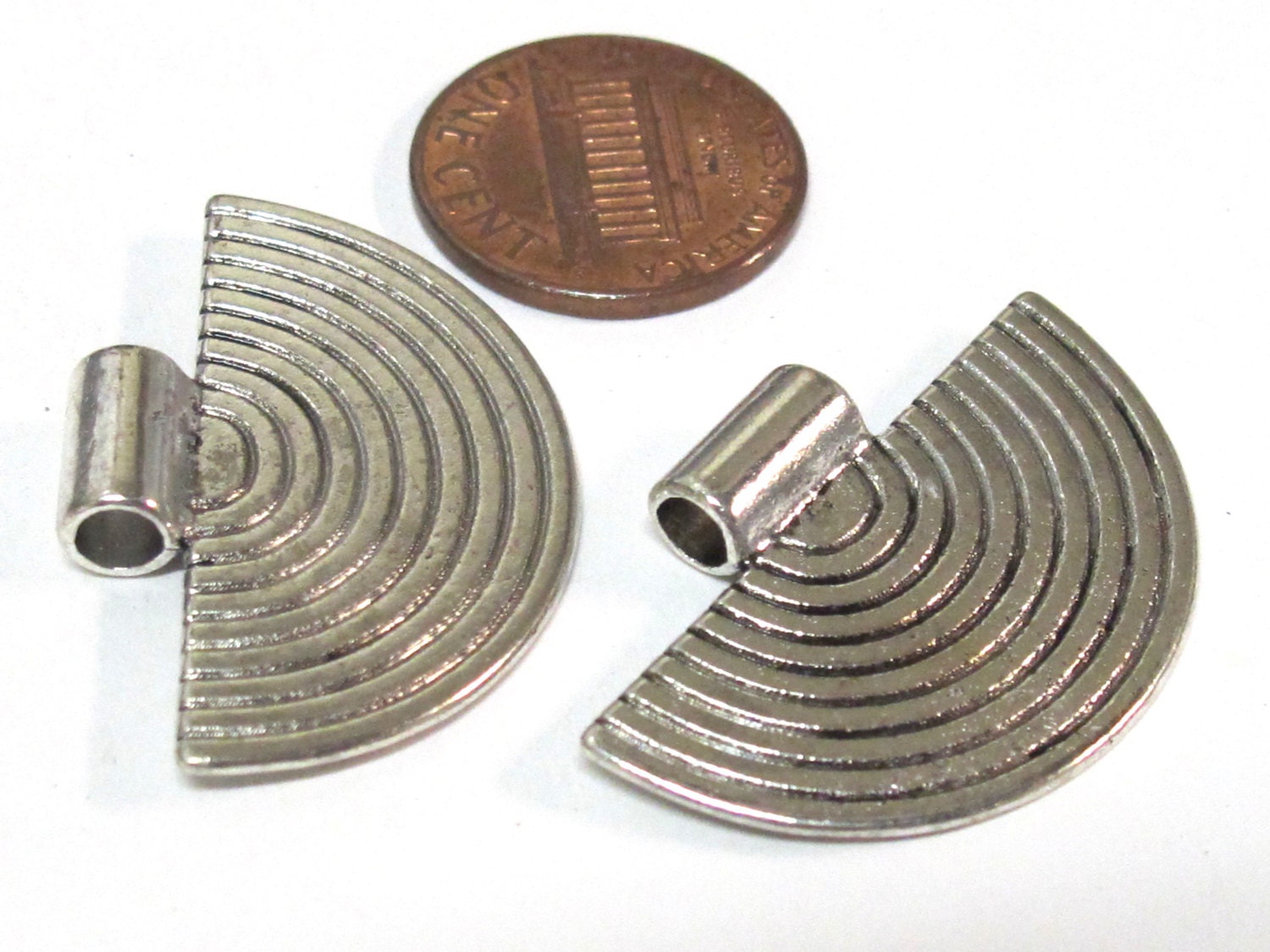 6 Pieces - Medium size half moon fan shape tribal charms concentric lines antiqued silver finish charm pendants 23 mm x 34 mm - CM199