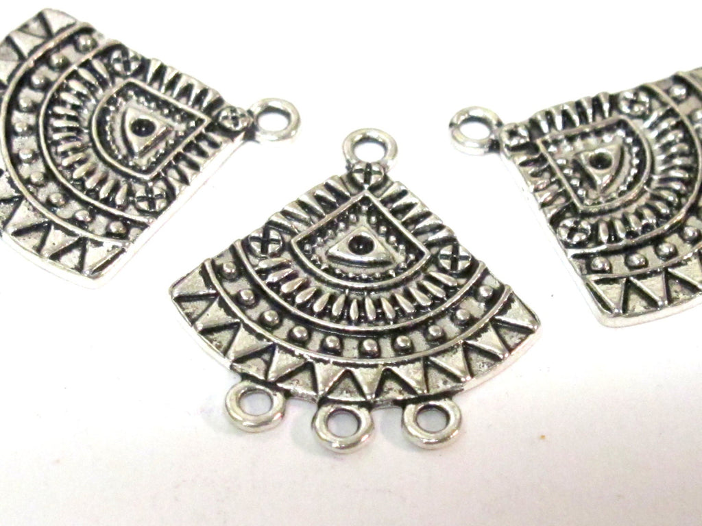 6 Pieces - Triangular shape tribal charms sun shield design antiqued silver finish charm pendants 26 mm x 24 mm - CM200
