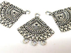 6 Pieces - Triangular shape tribal charms sun shield design antiqued silver finish charm pendants 26 mm x 24 mm - CM200