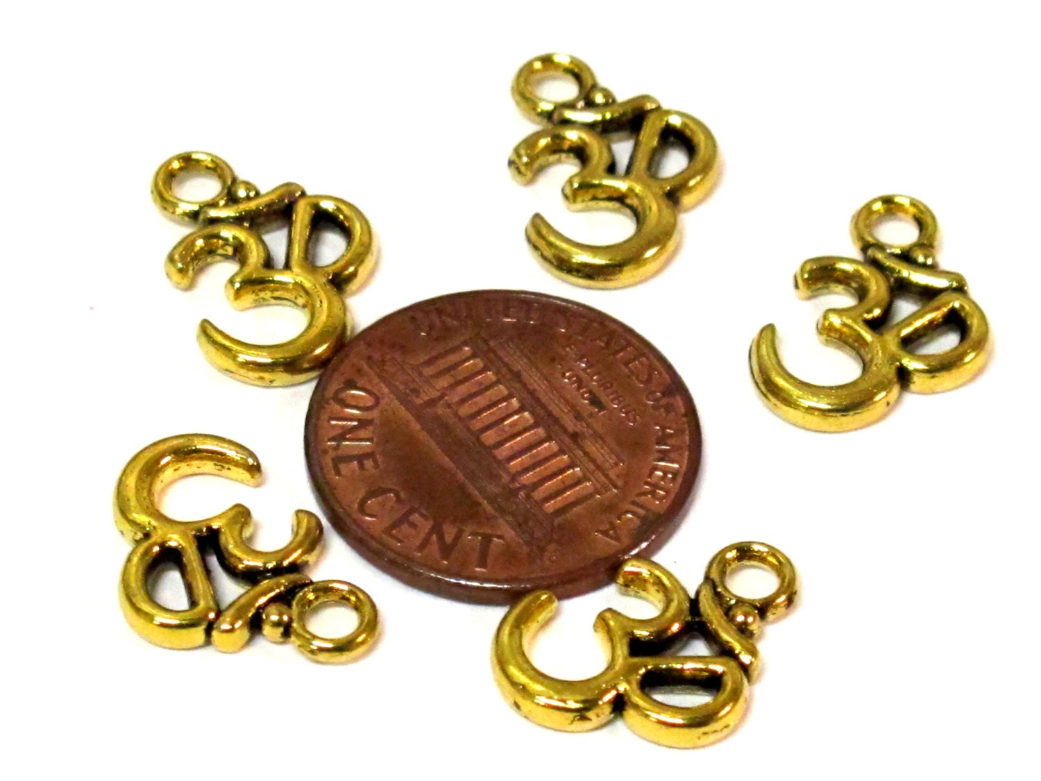 6 Beads-Antiqued golden color yoga meditation om metal charms beads - BD118