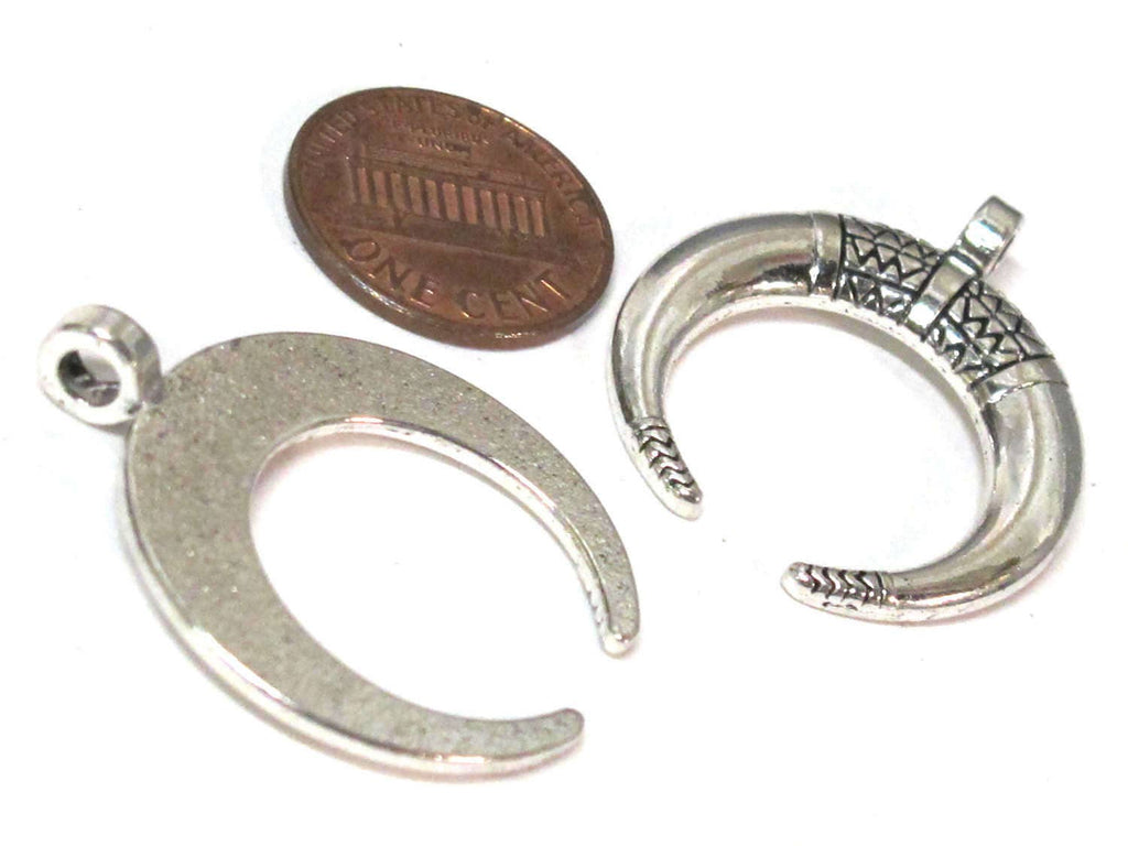 8 pendants charms- Crescent moon shape charm pendants supply silver tone - CM201