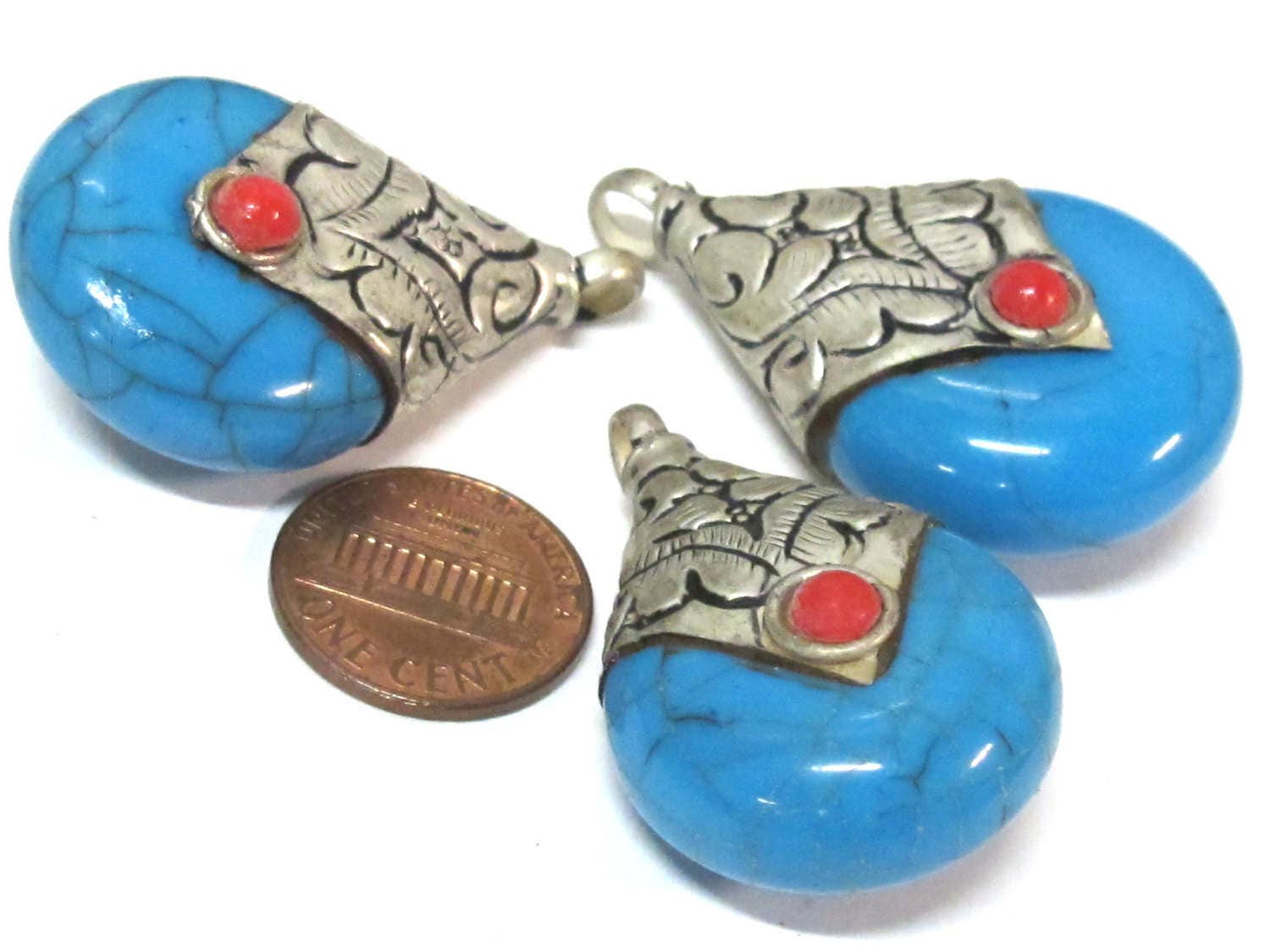 1 Pendant -Tibetan silver blue crackle resin reversible pendant with floral design on bail - PM554C
