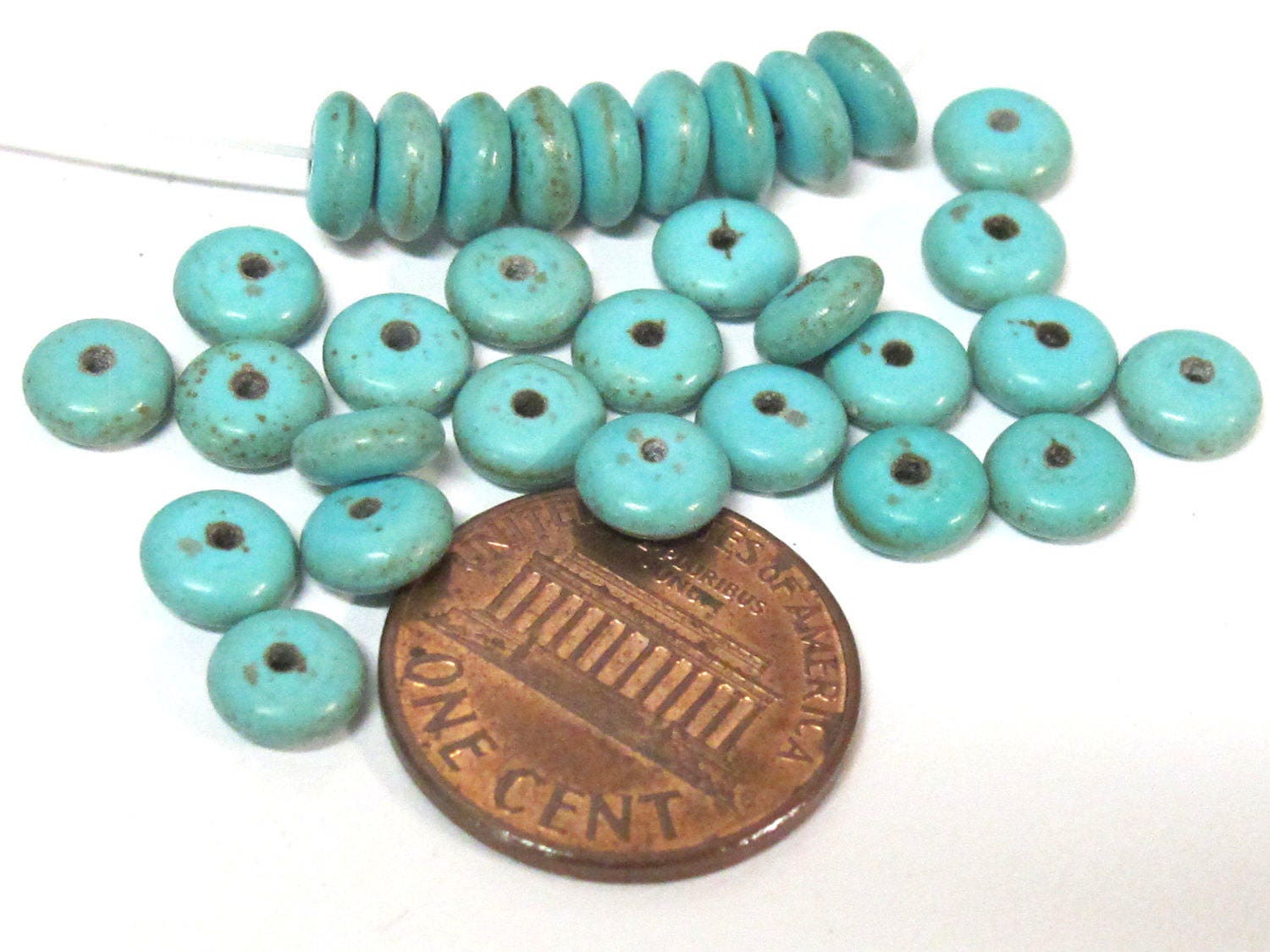 15 beads - Small size Blue color howlite rondelle flat disc beads - small 6 mm size GM425s
