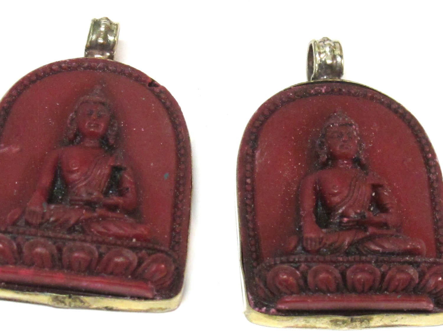 1 pendant - Tibetan red color Buddha face pendant from Nepal - PS021