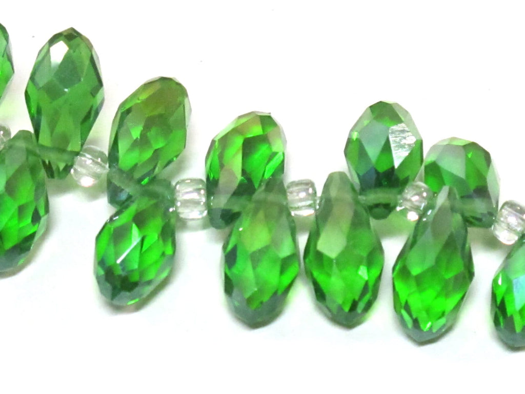 20 beads - Faceted teardrop shape green peridot color shiny crystal glass beads - AB065