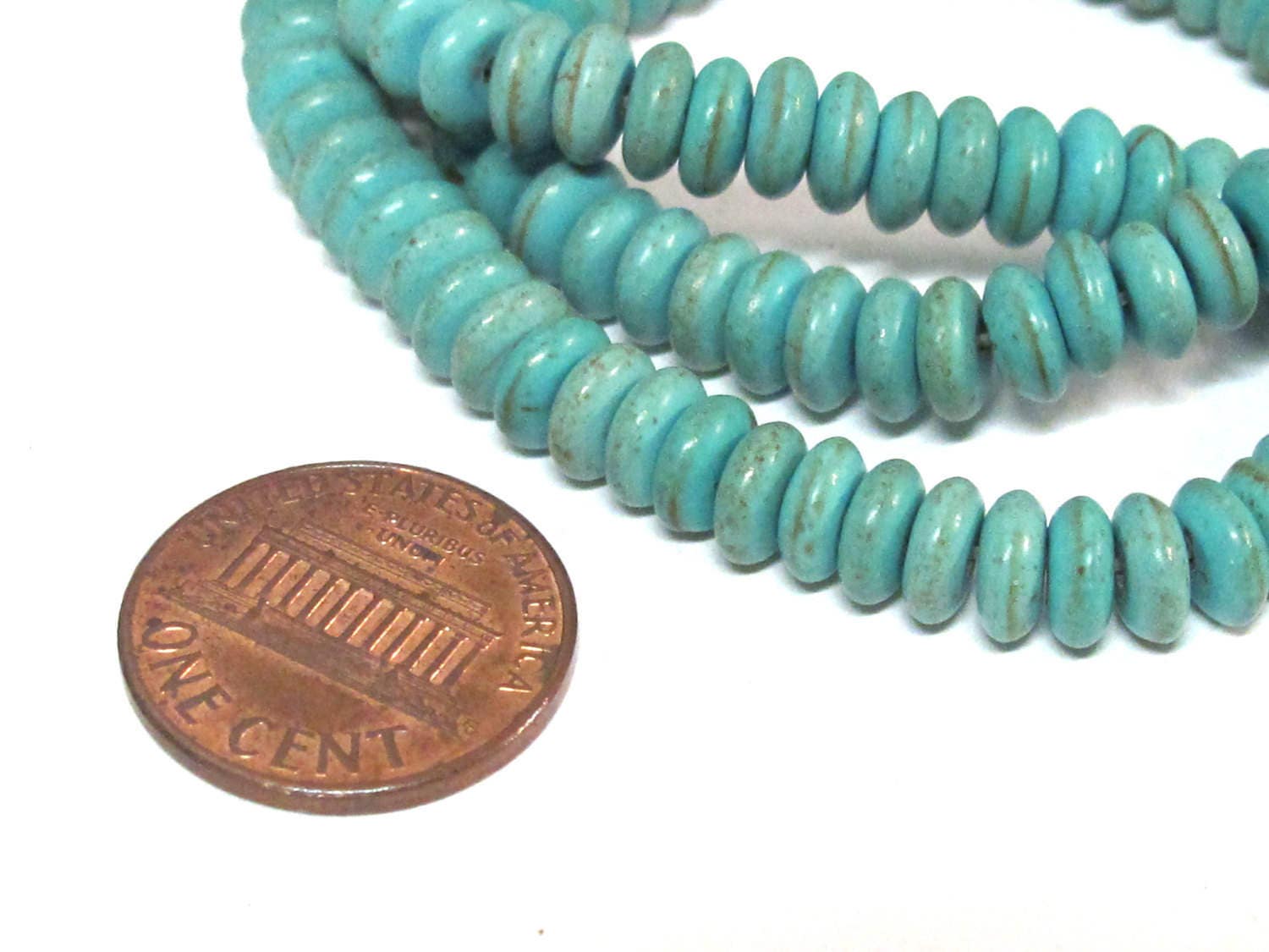 15 beads - Small size Blue color howlite rondelle flat disc beads - small 6 mm size GM425s