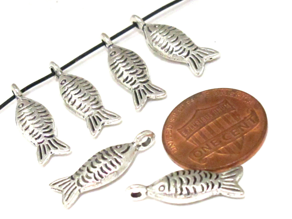 10 charm pendants - Dual sided antiqued silver color fish metal pendant charm beads - CM205