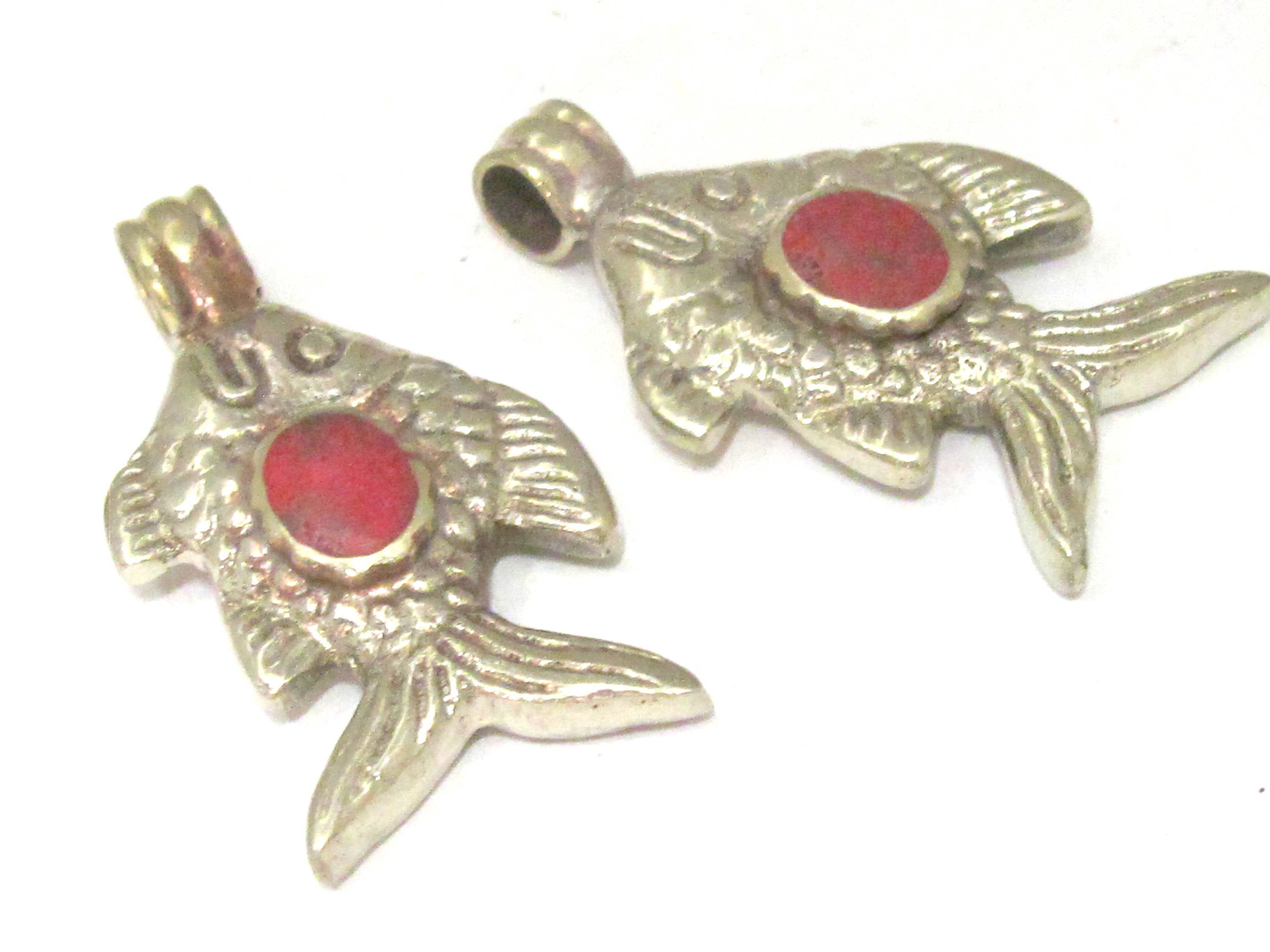 1 Pendant - Dual sided Tibetan silver tone fish repousse pendant with inlay - PM563E